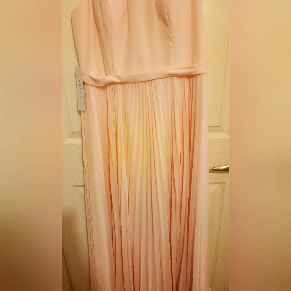 Lindie Dress in Blushing Pink by Azazie, NWT, Sz 12 - Picture 3 of 6